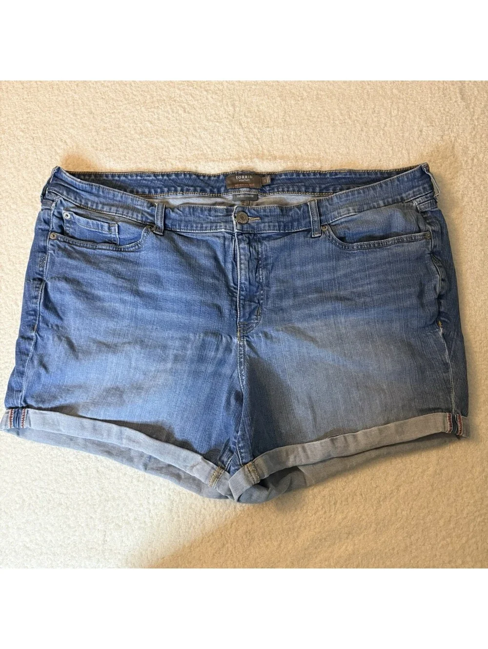 Torrid Mid Rise Mid Short Size 24 Vintage Stretch Denim Cuffed Jean Shorts